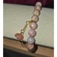 bracelet en agate fleur avec breloque quartz fraise